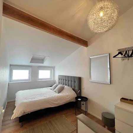 Apartment Grand Triplex D'architecte En Hypercentre Liege