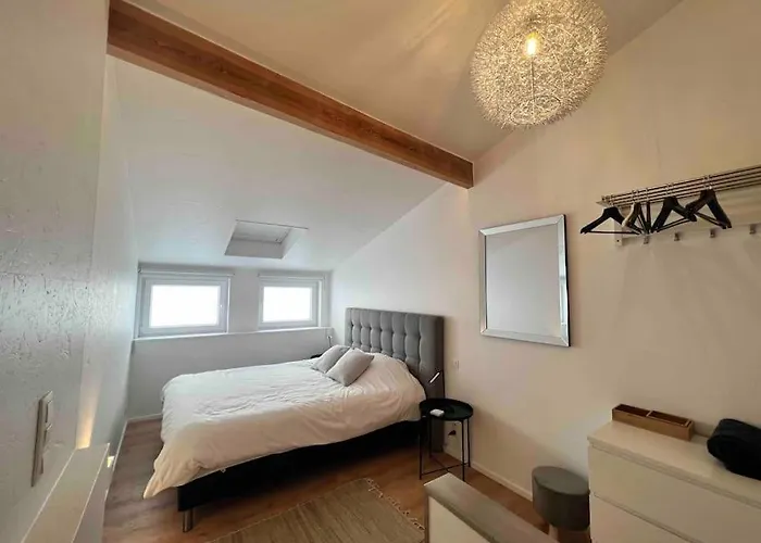 Apartment Grand Triplex D'architecte En Hypercentre Liege